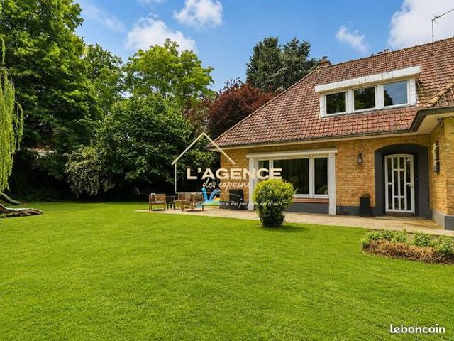 Maison 6 pièces 208 m²