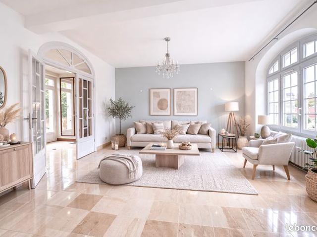 Maison 6 pièces 208 m²