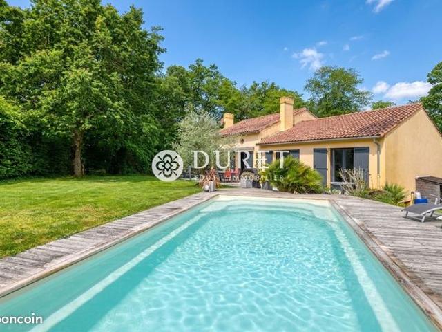 Maison 6 pièces 208 m²