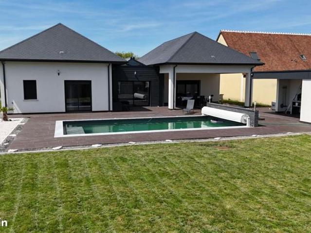 Maison 6 pièces 208 m²