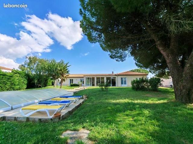 Maison 6 pièces 209 m²