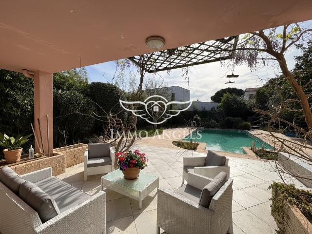 Maison 6 pièces 209 m²