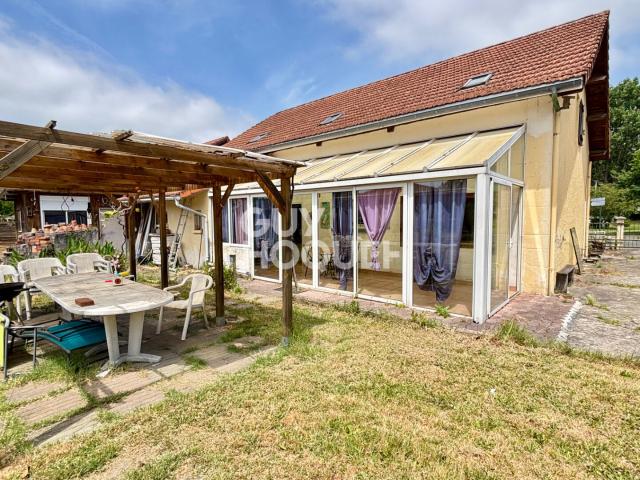 Maison 6 pièces 209 m²