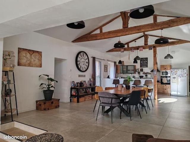 Maison 6 pièces 209 m²