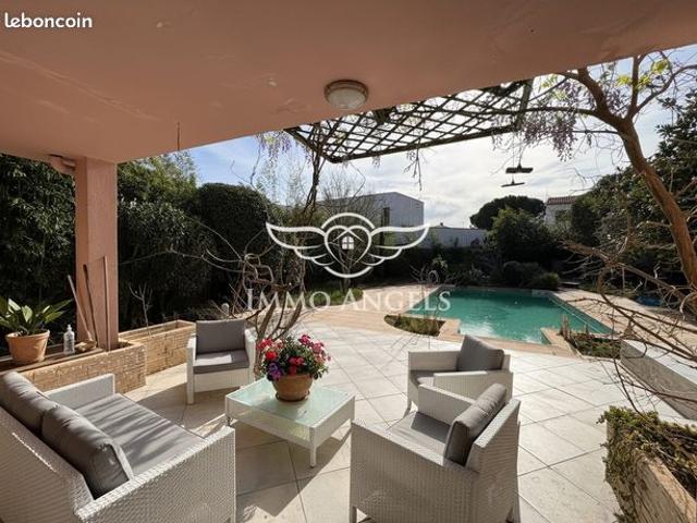Maison 6 pièces 209 m²