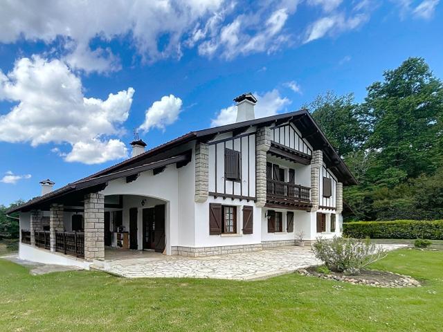 Maison 6 pièces 209 m²