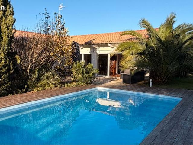 Maison 6 pièces 209 m²