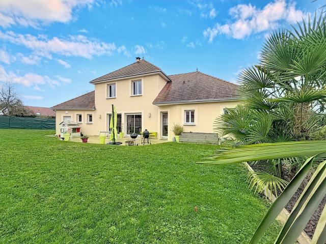 Maison 6 pièces 209 m²