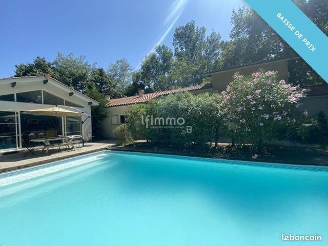 Maison 6 pièces 209 m²