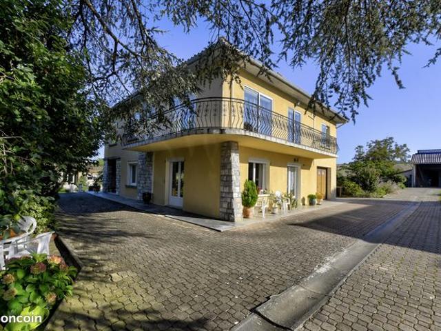 Maison 6 pièces 209 m²