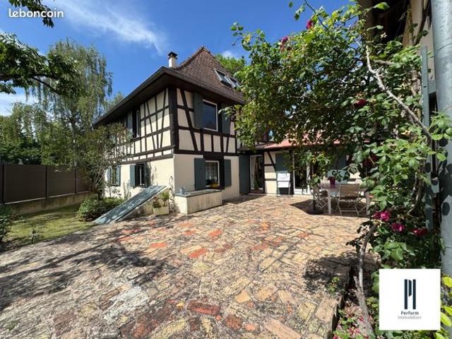 Maison 6 pièces 200 m²
