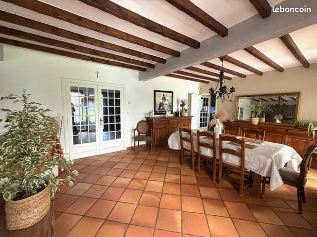 Maison 6 pièces 200 m²