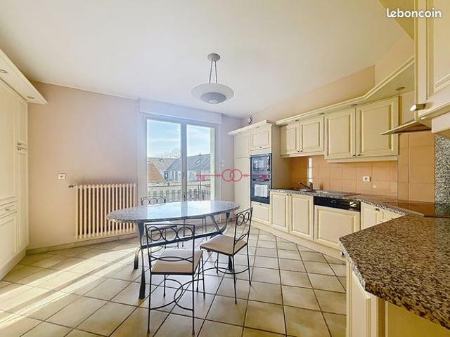 Maison 6 pièces 200 m²