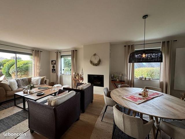 Maison 6 pièces 200 m²