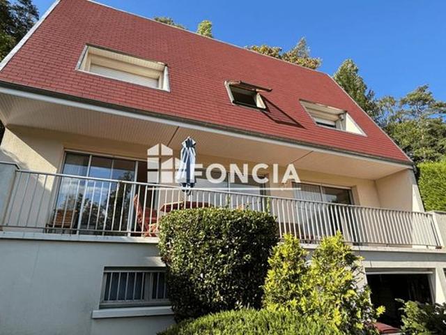 Maison 6 pièces 200 m²