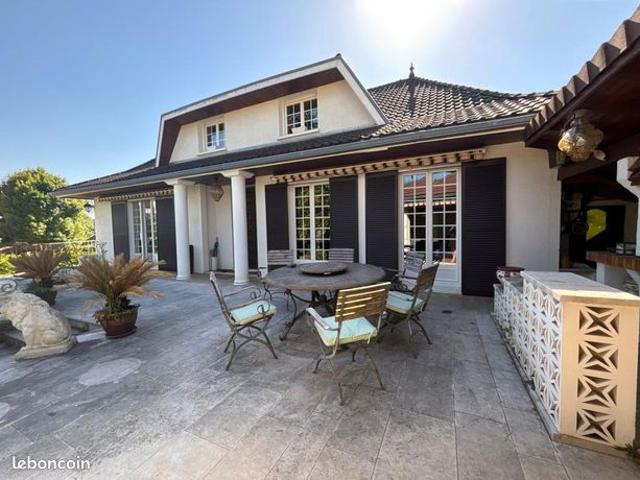 Maison 6 pièces 200 m²
