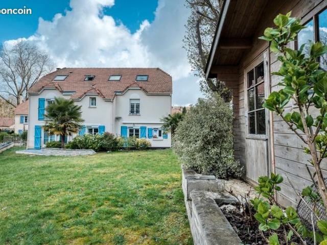 Maison 6 pièces 200 m²