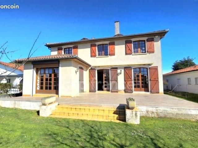 Maison 6 pièces 200 m²