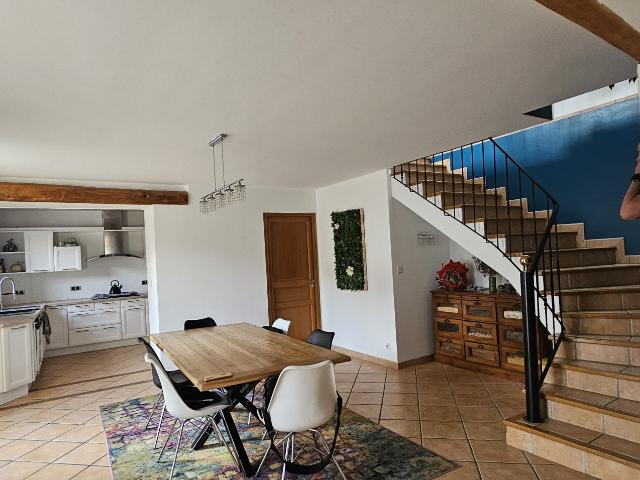 Maison 6 pièces 200 m²
