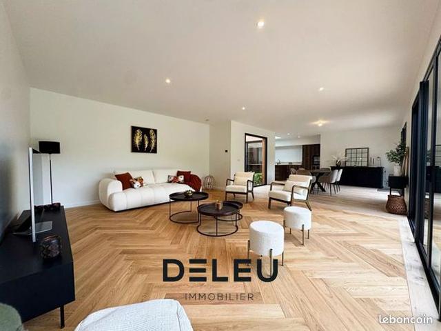 Maison 6 pièces 200 m²
