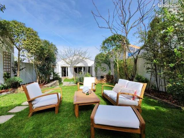 Maison 6 pièces 200 m²