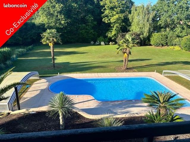 Maison 6 pièces 200 m²
