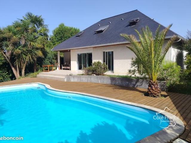 Maison 6 pièces 200 m²