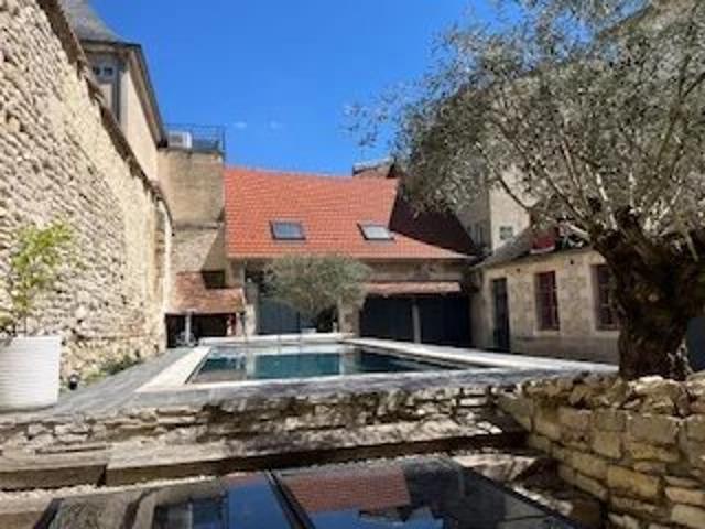 Maison 6 pièces 200 m²