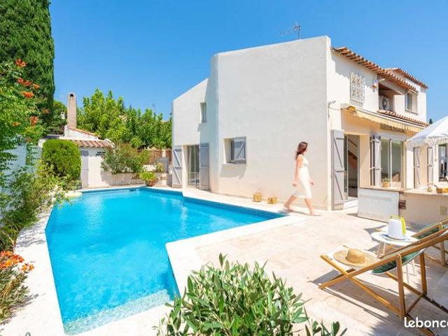 Maison 6 pièces 200 m²