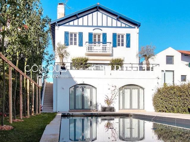 Maison 6 pièces 200 m²