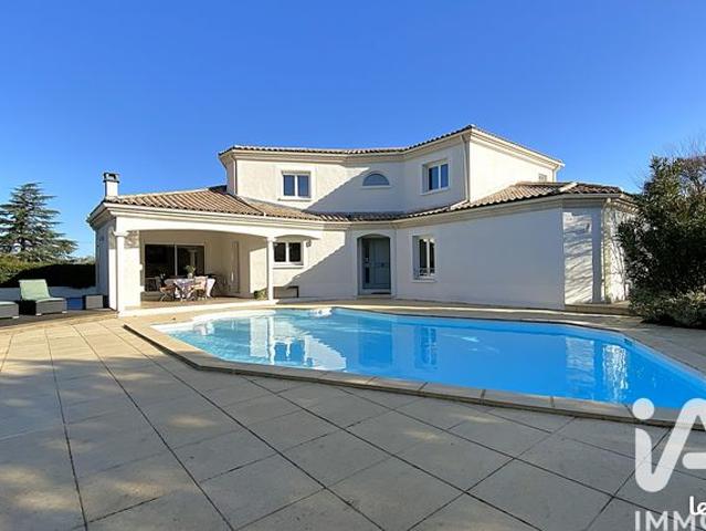 Maison familiale 6 pièces 200 m²