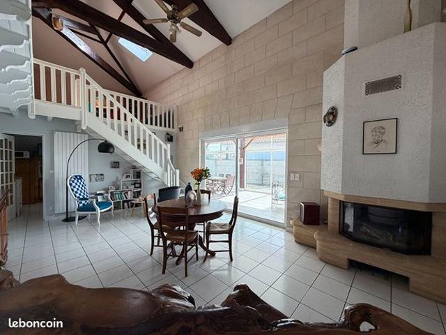 Maison 6 pièces 200 m²