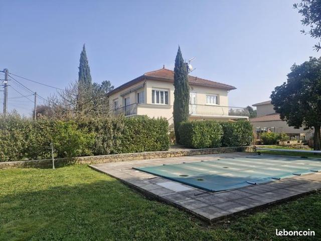 Maison 6 pièces 200 m²