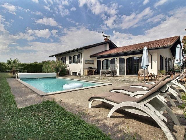 Maison 6 pièces 200 m²