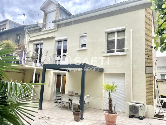 Maison 6 pièces 200 m²