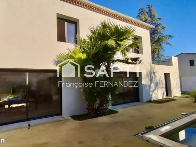 Maison 6 pièces 200 m²