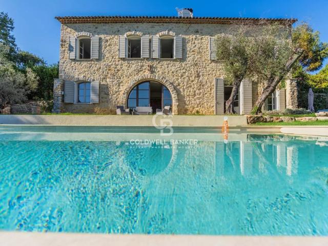 Maison 6 pièces 200 m²