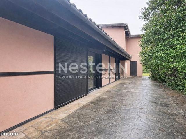 Maison 6 pièces 200 m²