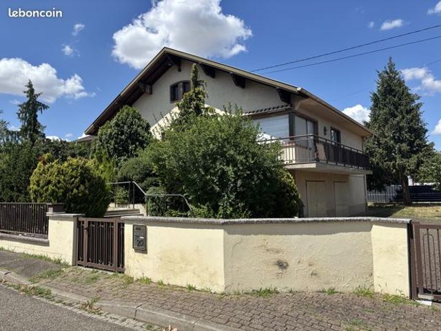 Maison 6 pièces 200 m²