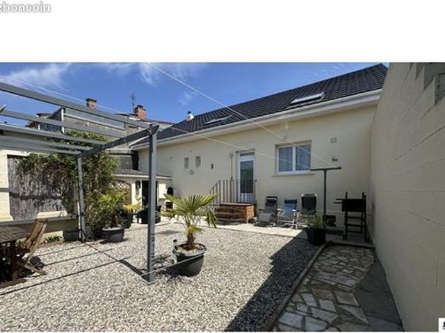 Maison 6 pièces 200 m²