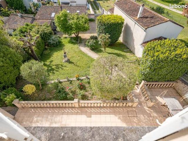 Maison 6 pièces 200 m²