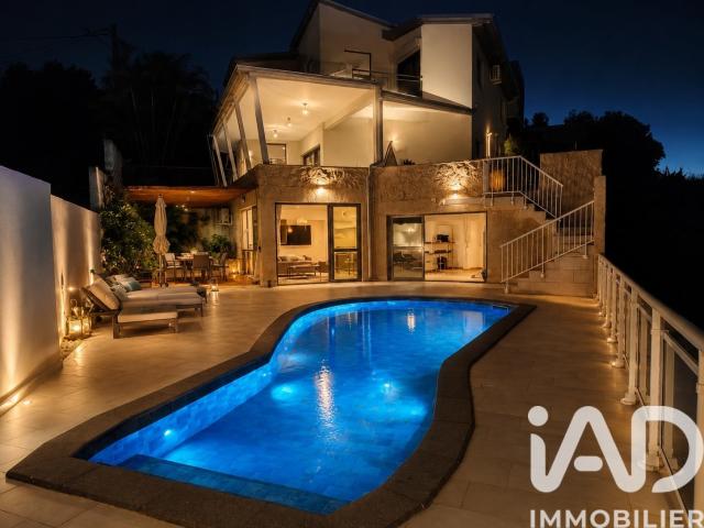 Maison 6 pièces 200 m²