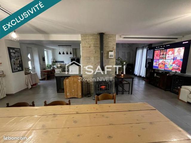 Maison 6 pièces 200 m²