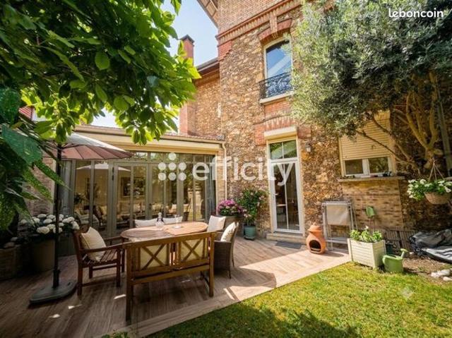 Maison 6 pièces 200 m²