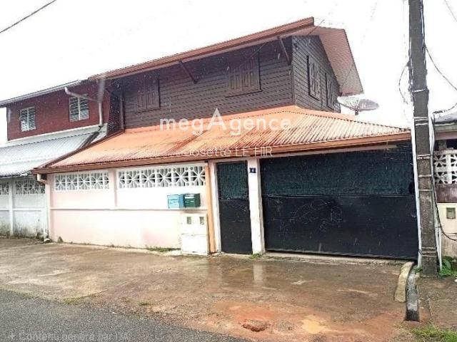 Maison 6 pièces 200 m²