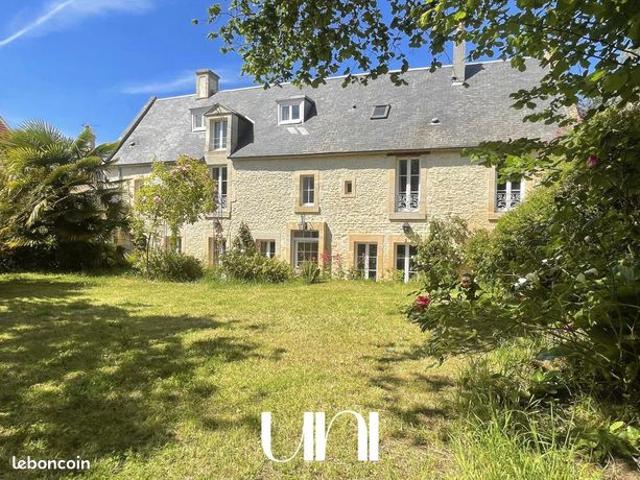 Maison 6 pièces 220 m²