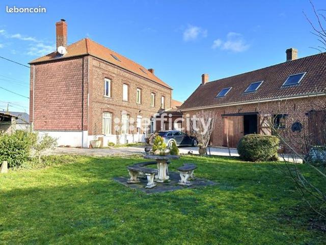 Maison 6 pièces 200 m²