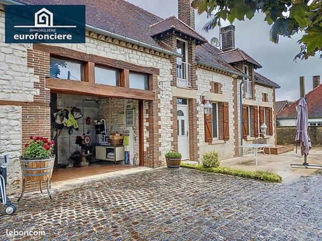 Maison 6 pièces 200 m²