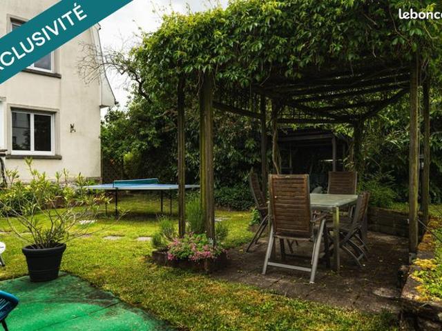 Propriété 6 pièces 200 m²