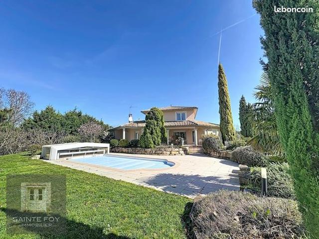 Maison 6 pièces 200 m²